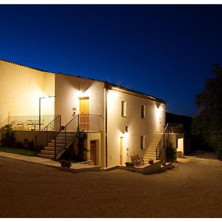 Agriturismo Rosso Di Sera Cugnoli Exterior photo