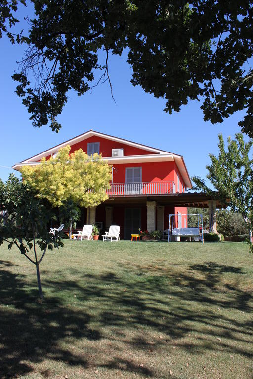 Agriturismo Rosso Di Sera Cugnoli Exterior photo