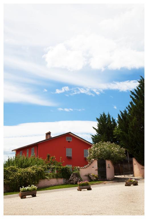 Agriturismo Rosso Di Sera Cugnoli Exterior photo