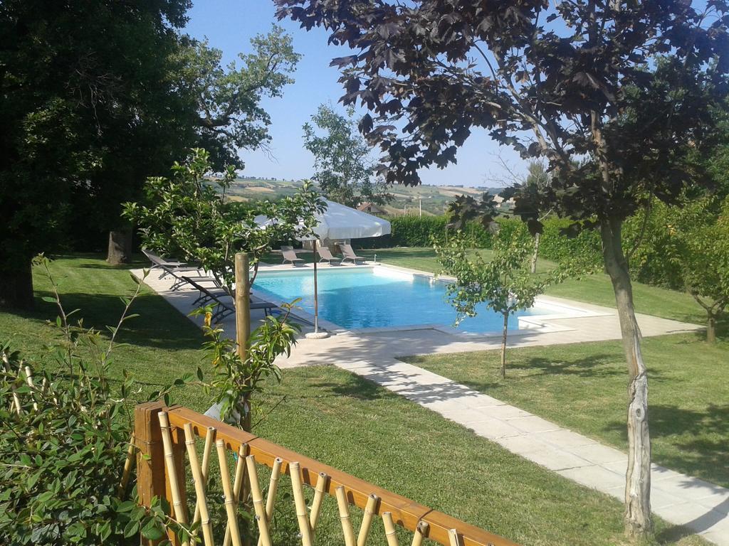 Agriturismo Rosso Di Sera Cugnoli Exterior photo